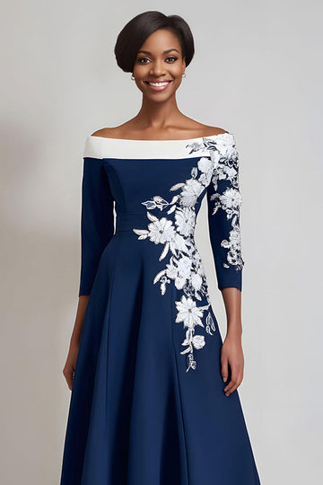 Floral Marine Une Ligne Satin Midi Robe Mère de la Mariée avec Appliques